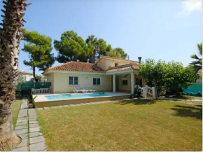 Casa con Piscina y Jardín en Riumar (Delta del Ebro)